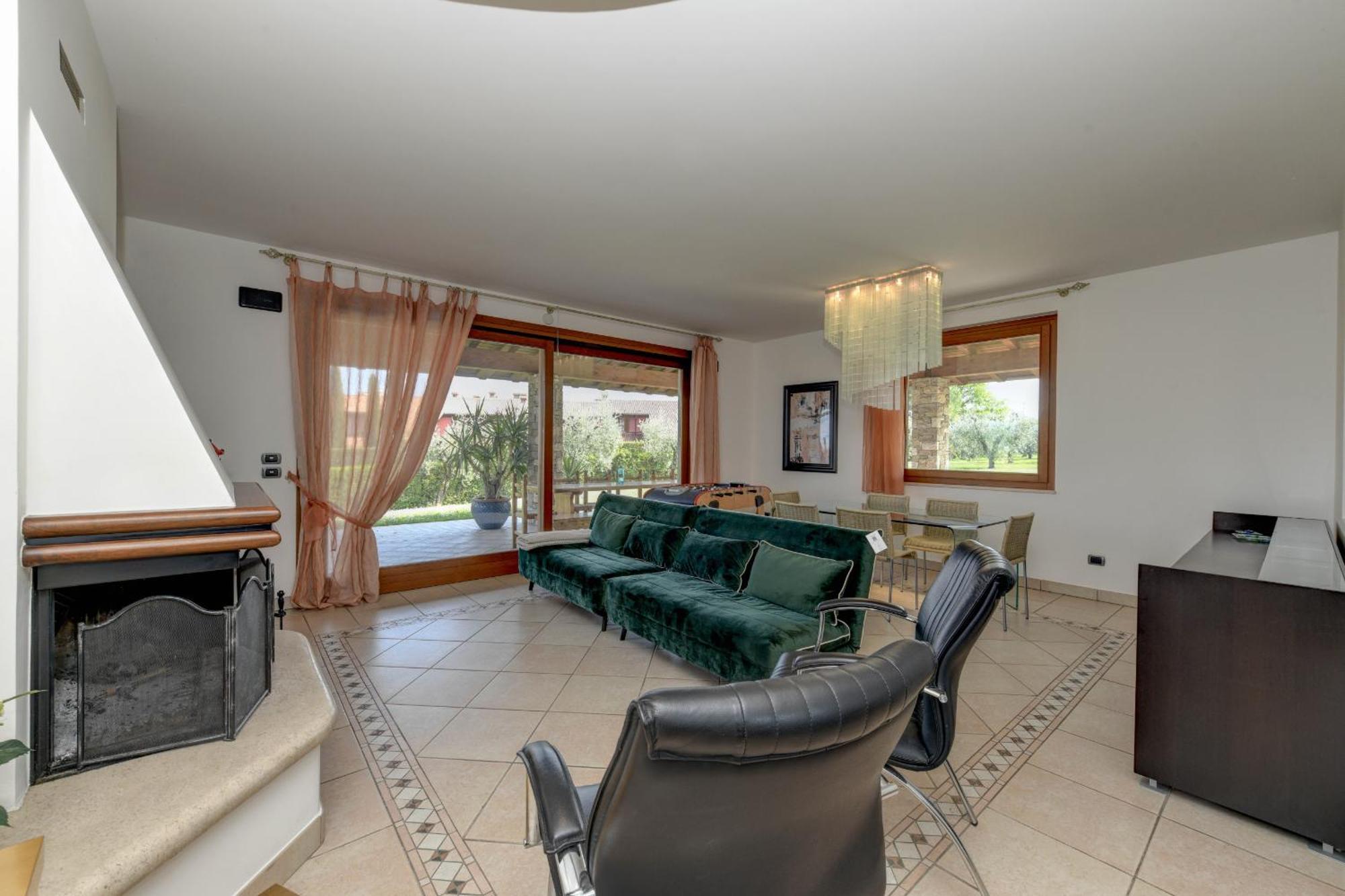Villa Oleander Манерба-дель-Гарда Экстерьер фото