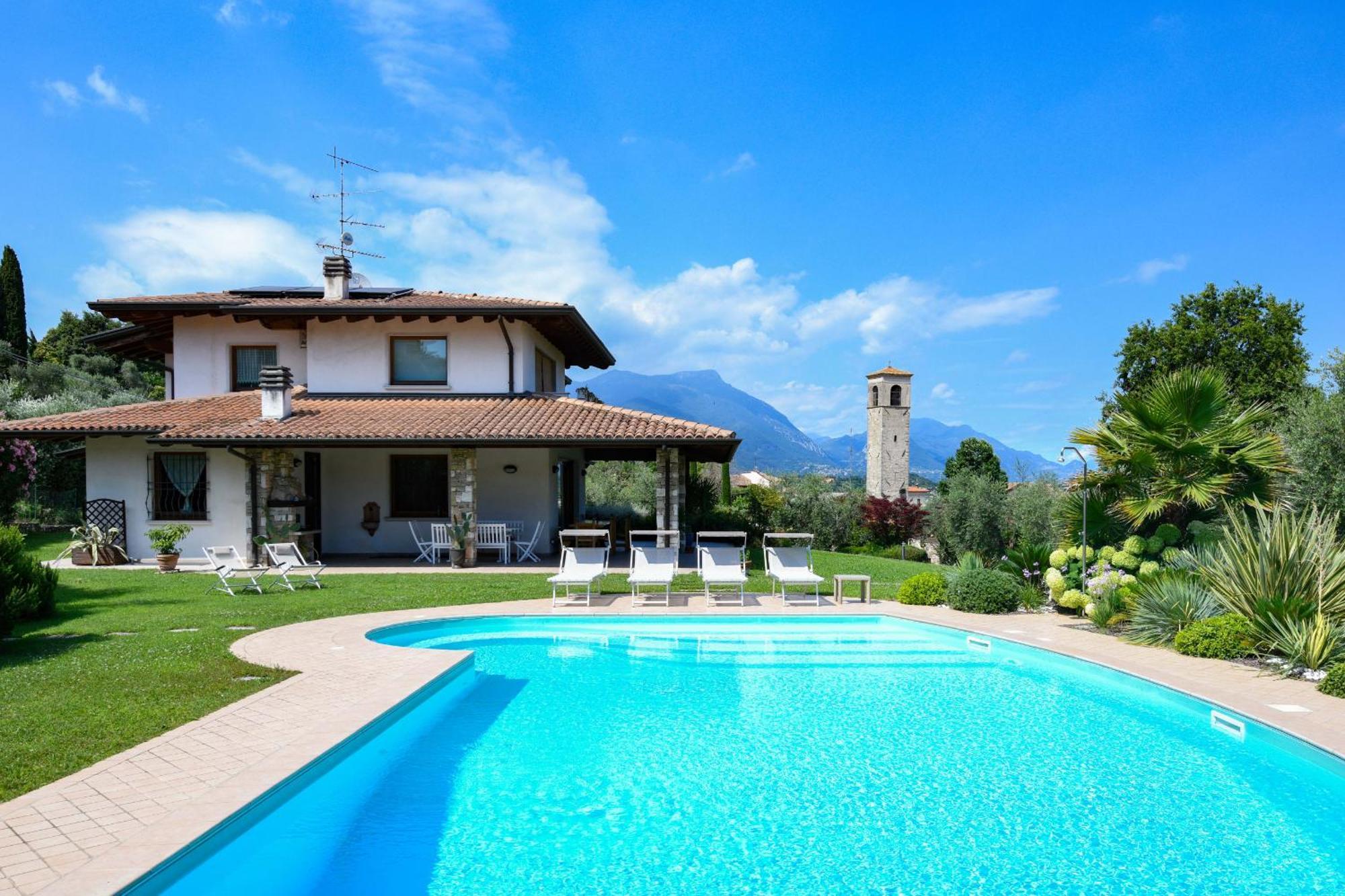 Villa Oleander Манерба-дель-Гарда Экстерьер фото